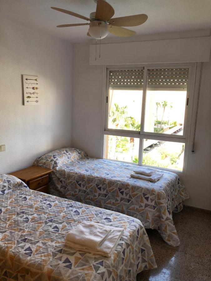 Precioso Apartamento En Urbanizacion Junto Al Mar. Alicante Bagian luar foto