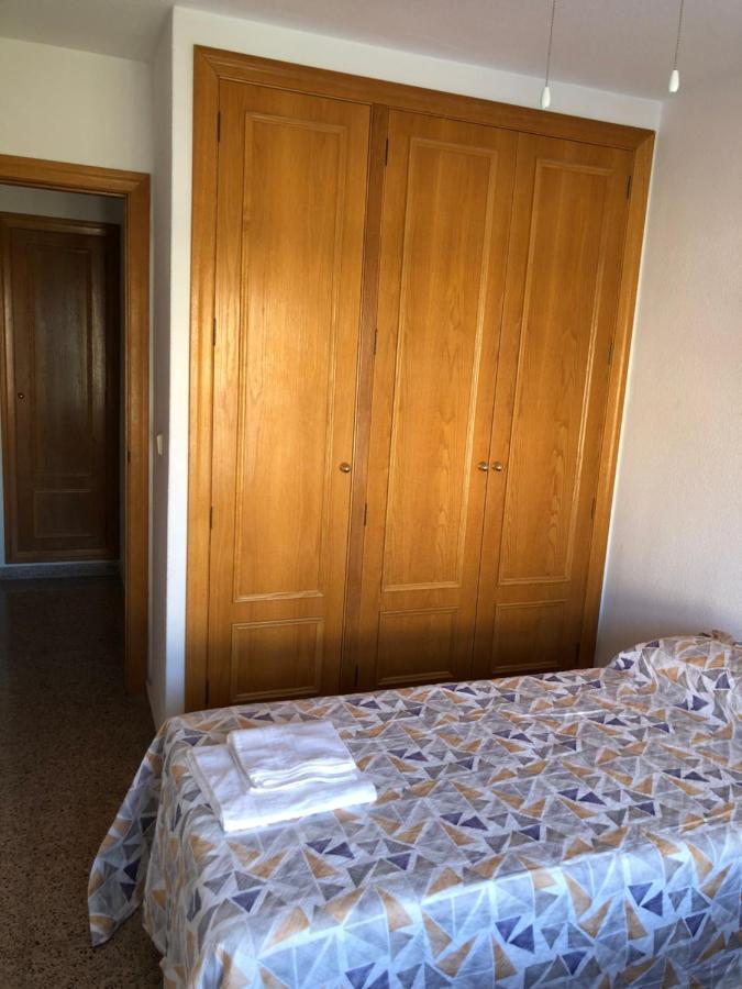 Precioso Apartamento En Urbanizacion Junto Al Mar. Alicante Bagian luar foto