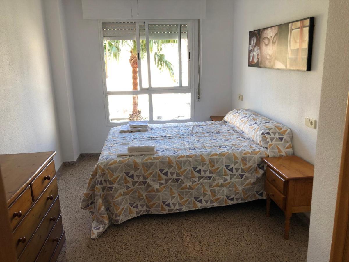 Precioso Apartamento En Urbanizacion Junto Al Mar. Alicante Bagian luar foto
