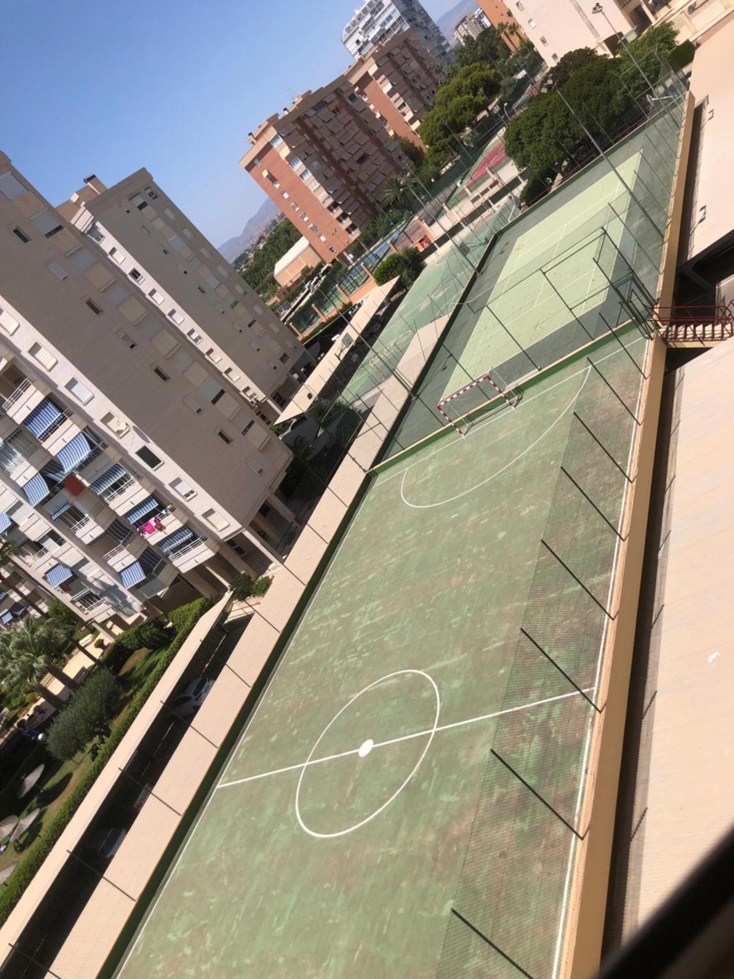 Precioso Apartamento En Urbanizacion Junto Al Mar. Alicante Bagian luar foto