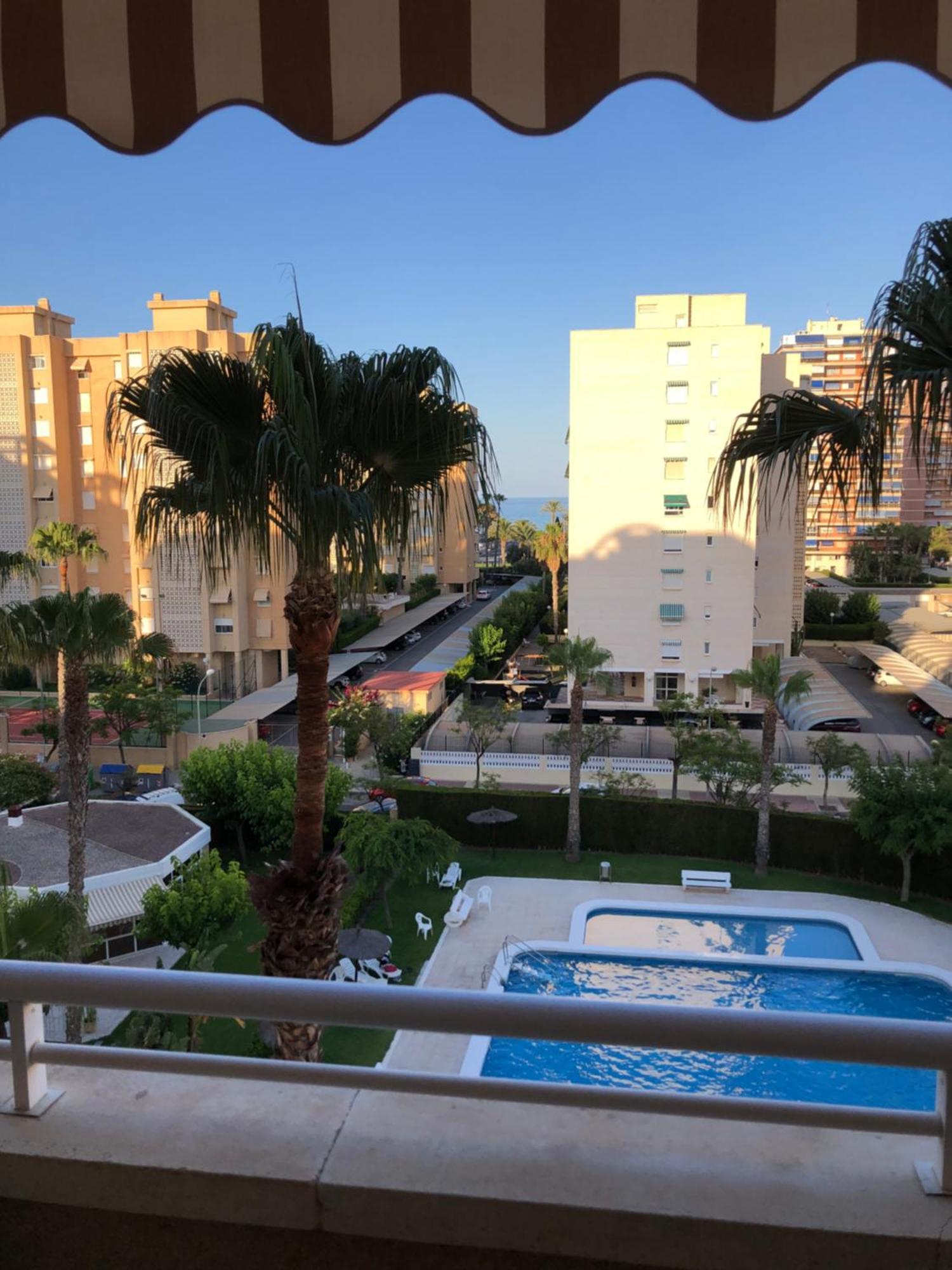 Precioso Apartamento En Urbanizacion Junto Al Mar. Alicante Bagian luar foto